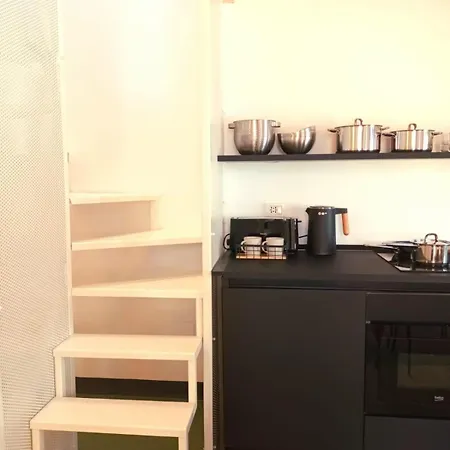 Poetry 5 Terre Bernardino 1 Lejlighed *